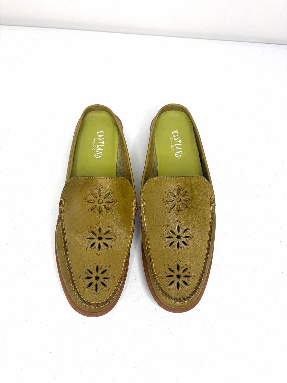 Eastland Fresno Leather Mules Slide-On Women's US 9M Chartreuse Comfort Artsy